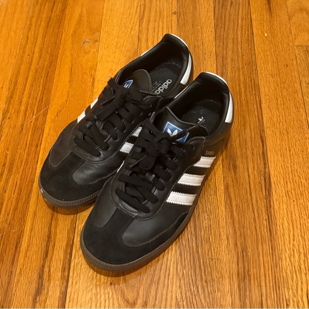Black adidas OG samba